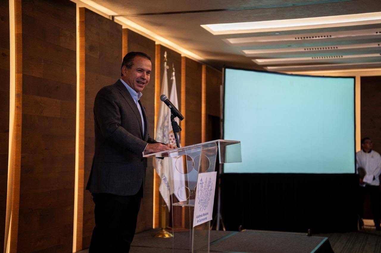 Proyecta Toño Astiazarán riqueza gastronómica de Hermosillo a la Academia Mexicana de Gastronomía