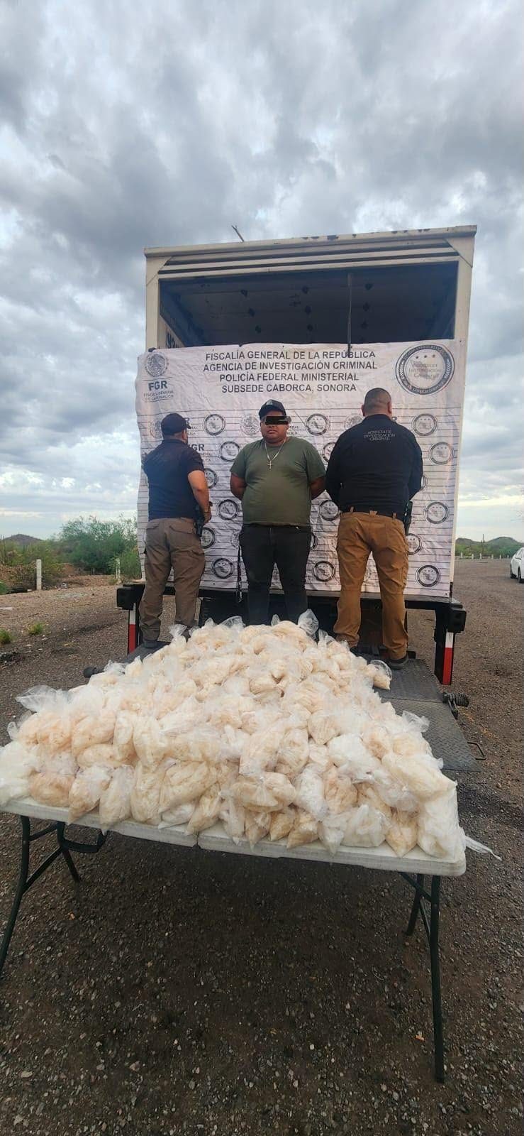 Asegura Mesa Estatal de Seguridad alrededor de 200 kilogramos de metanfetamina en Caborca 