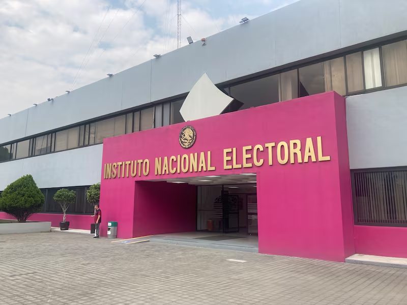 Investigaciones por presuntas irregularidades en el INE continúan tras renuncia de Taddei; piden revisar a toda la institución