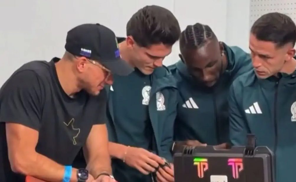 Selección Mexicana devuelve relojes Rolex que recibió de Steve Will Do It