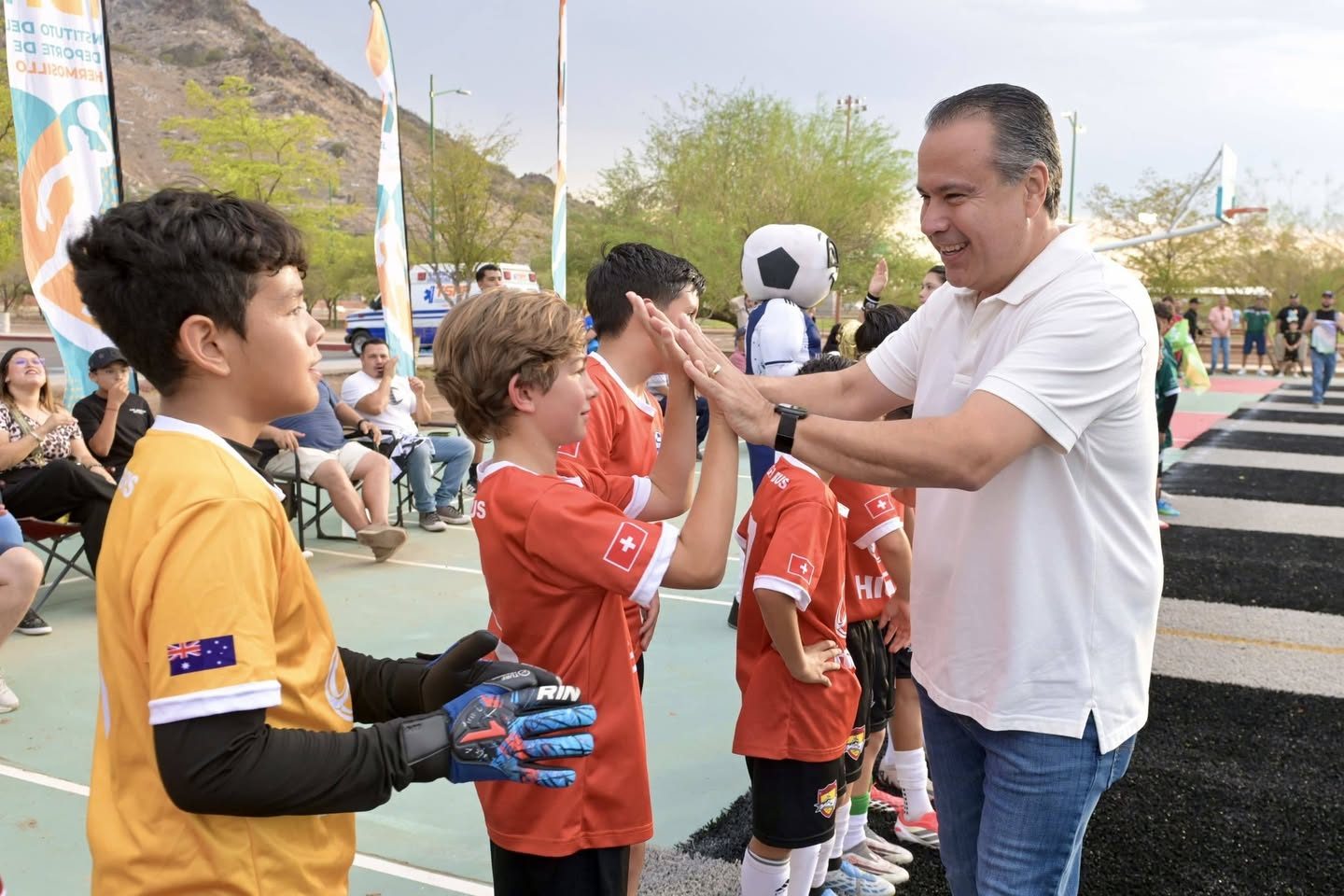 Celebra Toño Astiazarán exitoso cierre del torneo de futbol "El Mundialito H”