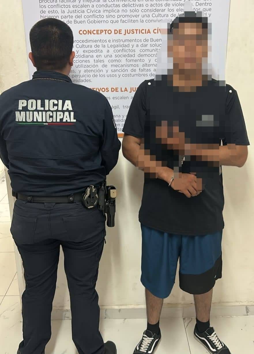 Detienen a pareja tras presunta agresión a policías y aseguramiento de cinco envoltorios con mariguana en Hermosillo