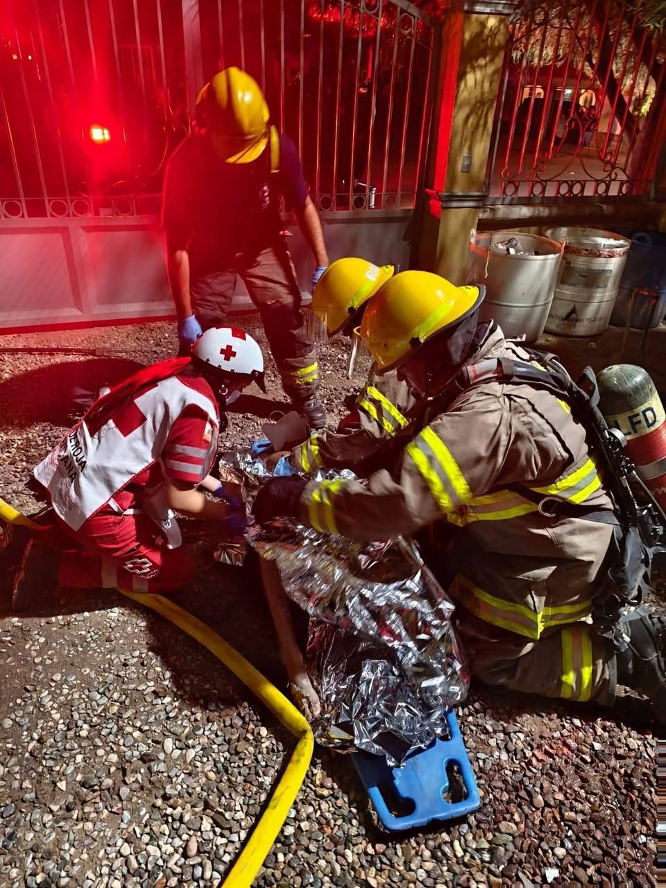 Explosión por fuga de gas LP deja a adulto mayor con quemaduras en Miguel Alemán