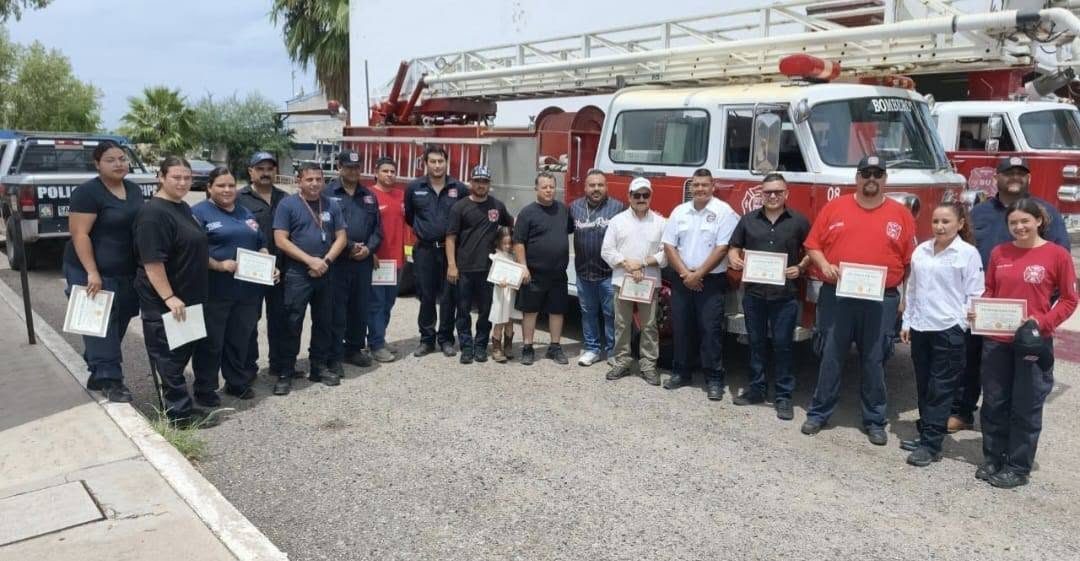Reciben los apagafuego de Ures vehículo de combate donado por Cananea