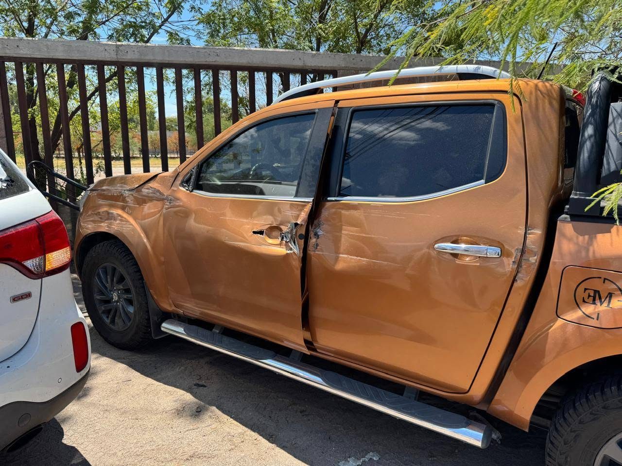 Camión de carga provoca carambola al poniente de Hermosillo