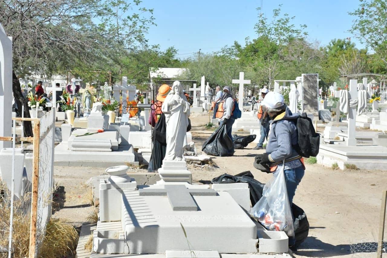 Inicia Gobierno de Hermosillo operativo de limpieza de panteones