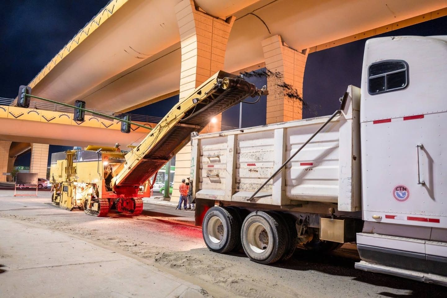 Hermosillo suma más de 20 mil metros cuadrados de calles reparadas; van por otros 5 mil