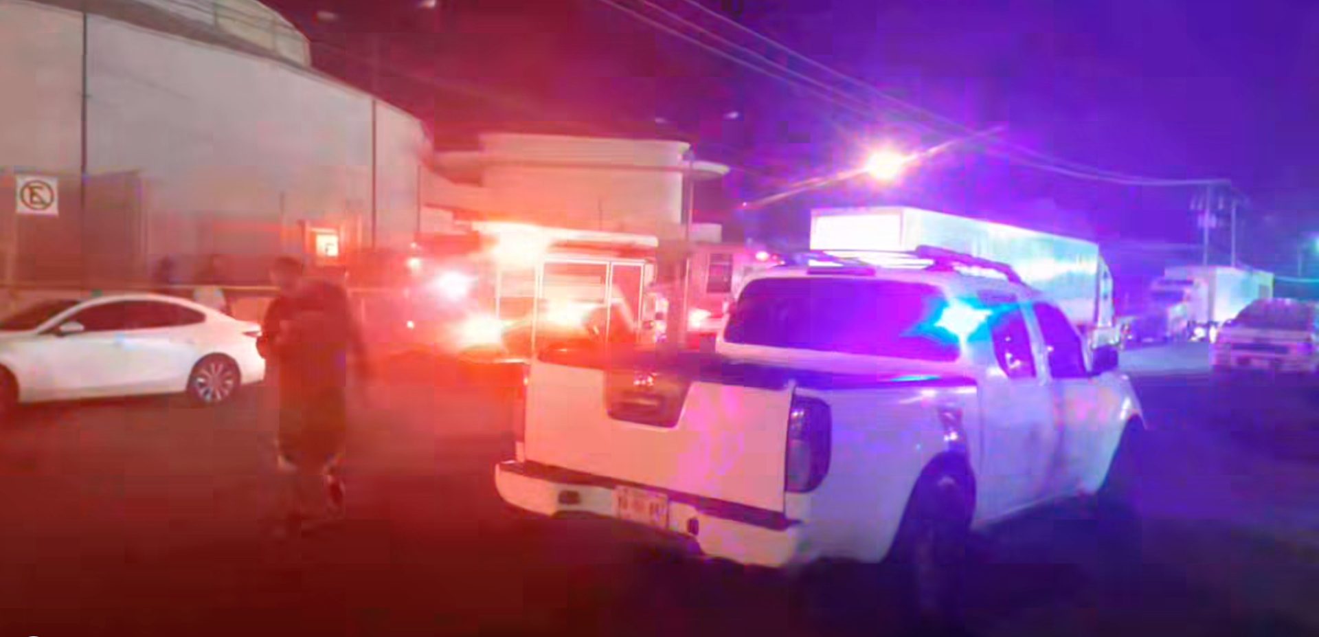 Sujetos armados irrumpen en el CUM de Hermosillo; suspenden evento “Noche Suprema”